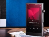 Der Astell & Kern SE300 Musikplayer verspricht erstklassigen Sound dank neuem FPGA-Chip. (Bild: Astell & Kern)