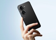 Der Nachfolger des abgebildeten Asus Zenfone 9 wird offenbar nicht mehr ganz so handlich. (Bild: Asus)