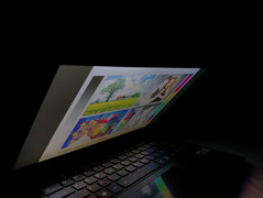 ...wirken die Farben zunehmend ausgewaschen.