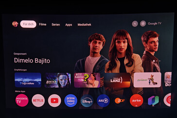 Leinwand im Freien (Abenddämmerung)