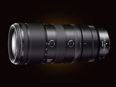Das Nikon 70 – 200 mm f/2.8 Objektiv der zweiten Generation ist deutlich leichter als sein Vorgänger.