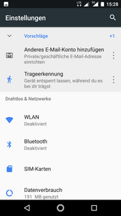 Beim Einstellungsmenü orientiert sich das Nokia 2 an der Android-Vorgabe