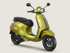 Vespa bietet die neue Sprint S erstmals als Elektro-Version Elettrica an