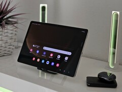 Das Samsung Galaxy Tab S9 FE Plus ist ein gr0ßes Android-Tablet mit einem TFT-Panel. 