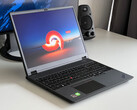 Lenovo ThinkPad P16v G1 AMD im Test - Entry-Level Workstation mit Zen4