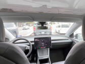 Das Model Y Robotaxi fährt ohne Sicherheitsmonitor. (Bildquelle: TSLA99T)