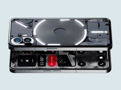 Das Nothing Phone (2) erhält mit dem jüngsten Update ein Kompass-Widget. (Bild: Nothing)