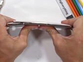 Das Samsung Galaxy A80 ist das erste Smartphone mit ausfahrender und drehbarer Kamera. Stabil genug für Zacks Durability-Test?