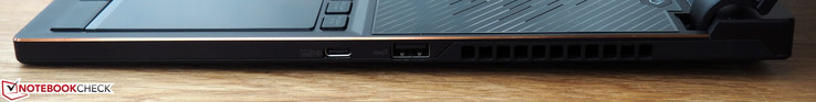 Rechte Seite: USB-C 3.1 Gen2 inkl. DisplayPort, USB-A 3.1 Gen2
