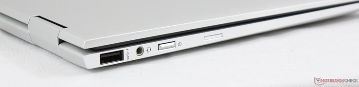 Linke Seite: USB 3.1 Typ-A, 3,5-mm-Audio, Power-Button, Nano-SIM-Slot (optional)