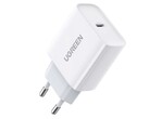 Ein einfaches Ugreen USB-C Ladegerät mit 20 Watt kann aktuell zum Deal-Preis von knapp 10 Euro bestellt werden (Bild: Ugreen)