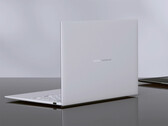 Das Asus ZenBook 14 Air 2026 startet mit 16GB RAM