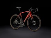 Das Trek Domane+ SL ist dank Rahmen aus Carbon besonders leicht
