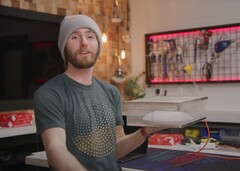 Funktionieren die WiFi-Router Shield-Käfige wenigstens, die für teures Geld an gläubige Mitmenschen verscherbelt werden? Linus testet.