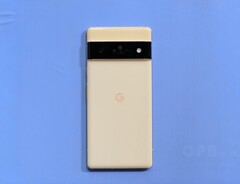Das Display des Google Pixel 6 Pro lässt sich vergleichsweise einfach tauschen. (Bild: Google)