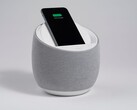 Mit dem Soundform Elite zeigt Belkin einen Smart-Lautsprecher mit integriertem Qi-Ladepad. (Bild: Belkin)