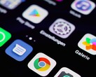 Android-Smartphone mit App-Übersicht und Einstellungen-Symbol (Symbolbild zum Juni-Sicherheitsupdate 2026)