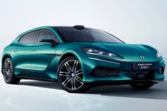 Die offizielle Bestätigung ist da: BYD zeigt den Denza Z9GT mit extrem schnellem Flash Charging und 122-kWh-Batterie im April in Europa.