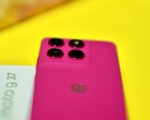 Das Chassis des Moto G37 ist schick, aber nicht perfekt verarbeitet.