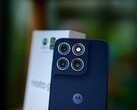 Das Kamerasystem des Moto G87 kann trotz KI nicht restlos überzeugen.