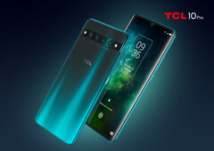 Das TCL 10 Pro muss auf 5G verzichten, dafür gibt's ein gekrümmtes OLED-Display. (Bild: TCL)