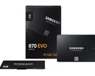 Samsung 870 EVO SATA 2,5-Zoll-Solid-State-Drive abgebildet neben der Einzelhandelsverpackung (Bildquelle: Samsung)