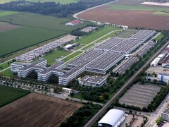 Bild: Canon | Standort mit F+E und Produktion in Deutschland: Océ Printing Systems in Poing bei München.