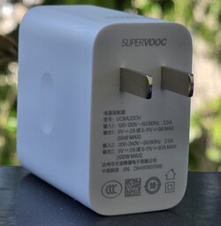 Super-VOOC-Charger des Oppo Find X9 Ultra