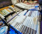 Statt Spielen auf Disc stehen in diesem Gaming-Regal nur noch Karten mit Downloadcodes – für viele Fans ein düsterer Blick in die Zukunft.