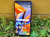 Das Xiaomi Poco M5s ist aktuell günstig erhältlich (Bild: Marcus Herbrich)