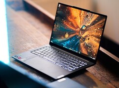 Lenovo hat das AMD-Modell des hübschen Yoga Pro 7 Ultrabooks deutlich reduziert (Bild: Alex Wätzel)