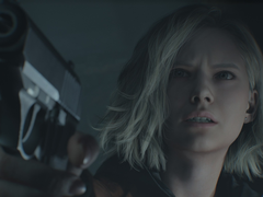 Resident Evil: Requiem: Screenshot der Protagonistin Grace Ashcroft mit Waffe
