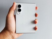 Das Samsung Galaxy Z Fold8 Wide soll leichter als viele herkömmliche Smartphones ausfallen.