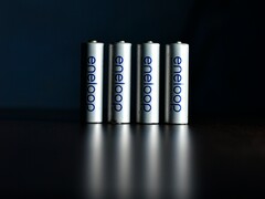 Vier AA-Batteriezellen