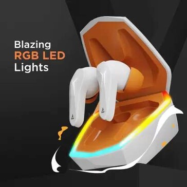 Das Ladecase ist RGB-beleuchtet