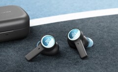 Die Bang &amp; Olufsen Beoplay EX bieten ein schickes Gehäuse aus Aluminium und Glas. (Bild: Bang &amp; Olufsen)