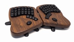 Keyboardio Model 100: Ungewöhnliche Tastatur mit und aus Holz