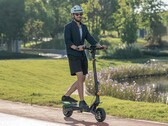 Den Ausom L1 E-Scooter mit ABE gibt es derzeit ab nur 499 Euro.