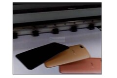 Das Oppo R11 wird wohl in mindestens drei Farbvarianten zu haben sein.