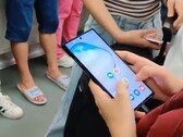 Das Samsung Galaxy Note 10+ wurde in der U-Bahn ertappt, noch vor dem Launch.