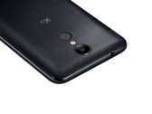 LG K8 (2018) als LG K9 in Russland ankündigt