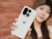 Das OnePlus 15 zeigt sich am Wochenende nach dem Xiaomi 17 Launch gleich mehrfach in sozialen Netzen. (Bildquelle: Weibo)