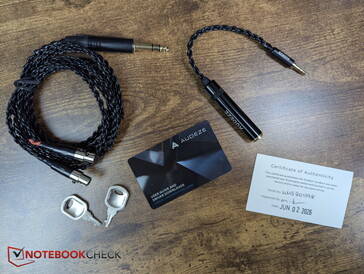 Kabel, Adapter und Zertifikat