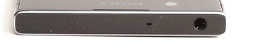 oben: 3,5-mm-Audioanschluss