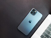 Das Apple iPhone der nächsten Generation könnte eine deutlich längere Akkulaufzeit bieten. (Bild: Rahul Chakraborty)