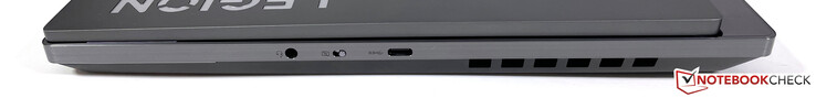 Rechts: 3,5-mm-Klinke, Webcam-Shutter, USB-C 3.2 Gen.1 (5 GBit/s)