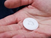 Die Apple AirTags sollen verloren gegangene Gegenstände wieder auffinden. (Bild: The Verge, YouTube)