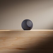 Amazon Echo Studio mit Home-Kamera