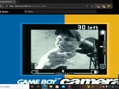 Die Game Boy Camera fällt in einer Zoom-Konerenz auf jeden Fall auf. (Bild: RetroGameCouch, YouTube)