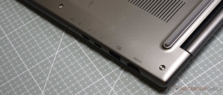 Links: 2 x Thunderbolt, USB-3-A, HDMI 